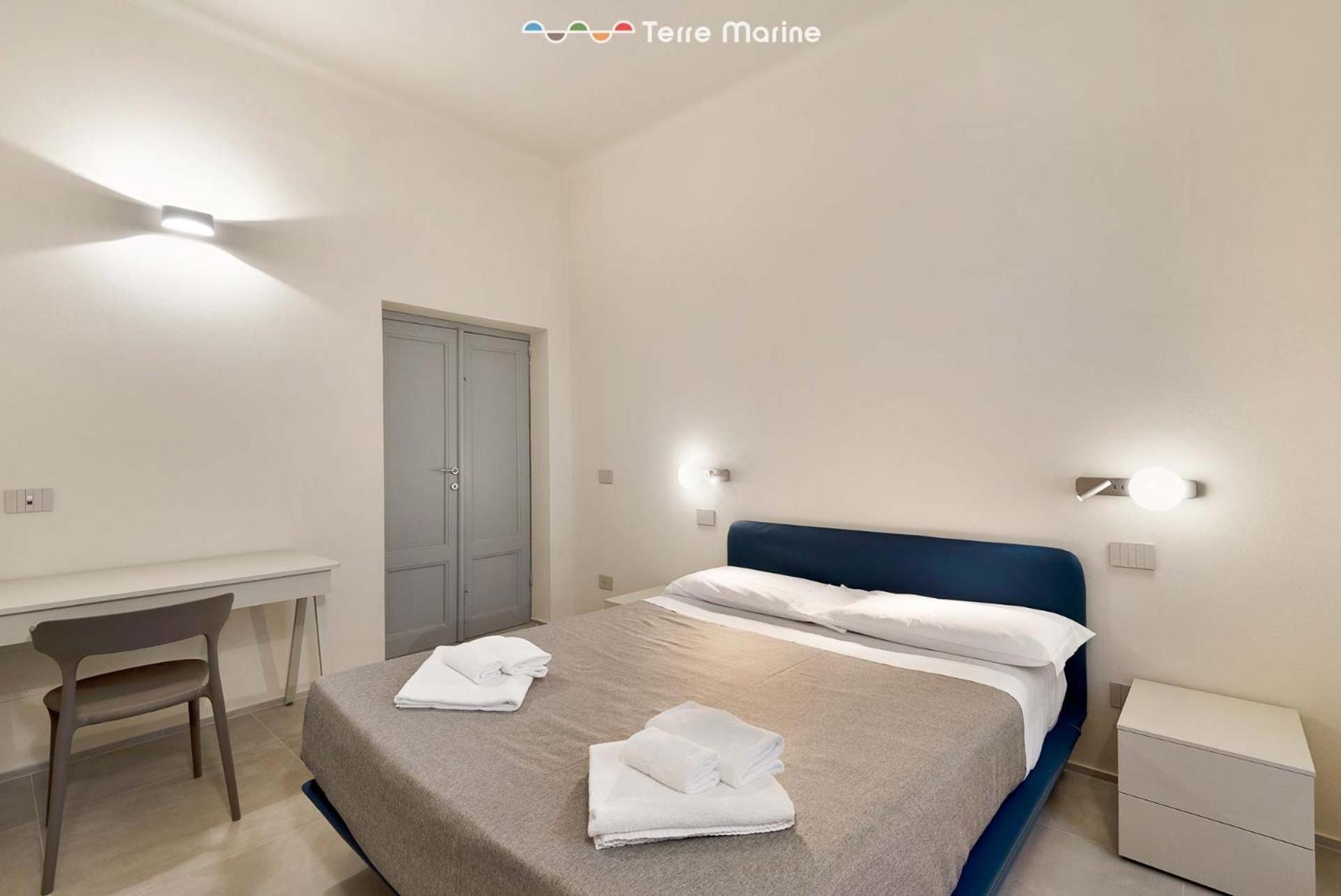 La Maison Des Etoiles, Terre Marine La Spezia